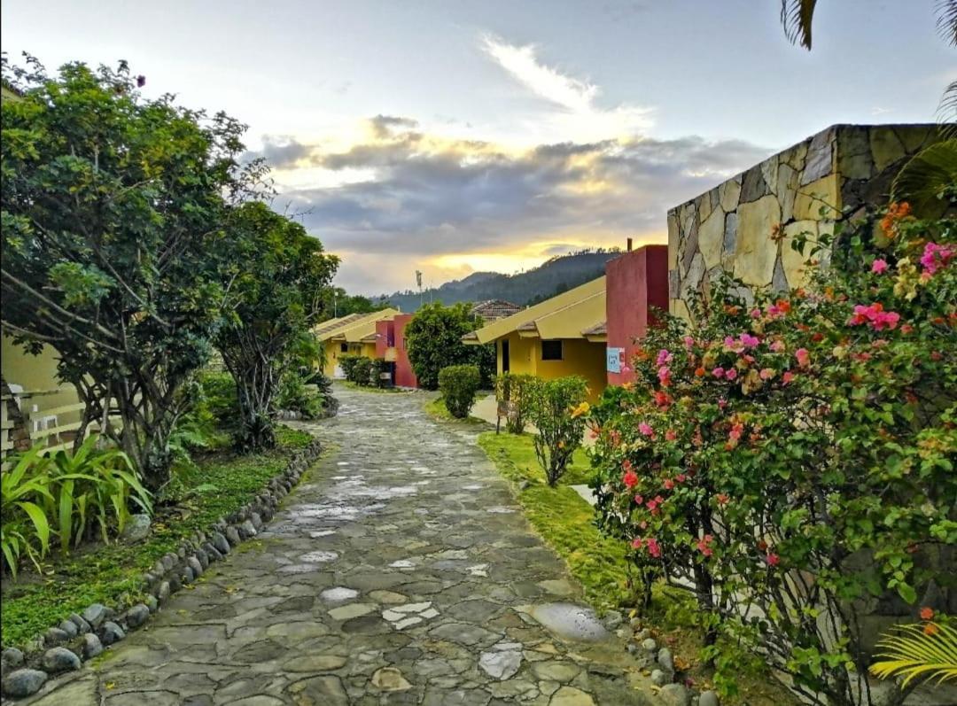 Jarabacoa River Club & Resort Bagian luar foto